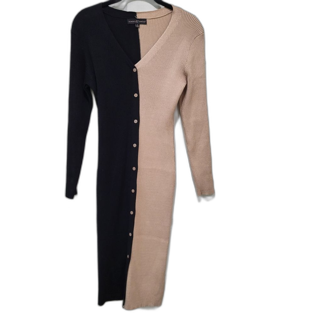 Two Tone Long Sleeved Knit Dress - Size Large